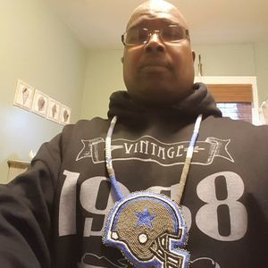 Meet your Posher, Tommy